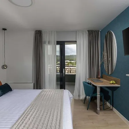 Hotel Nadja 4*